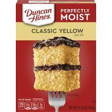 Duncan Hines Classic Yellow Deliciously Moist Cake Mix, 15.25 Oz
